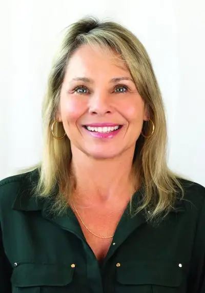 Deborah Moore, Customer Service